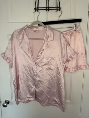 Silky Pink Pajama Set 💕 Button Top & Ruffle Shorts | Size XL